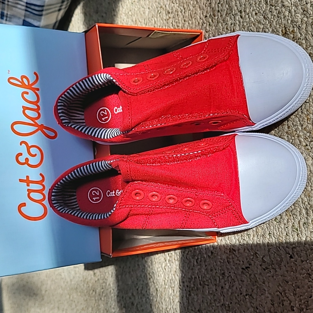 NWOT Cat and Jack red sneakers, size 12